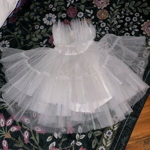 Elegant White Tulle Dress M